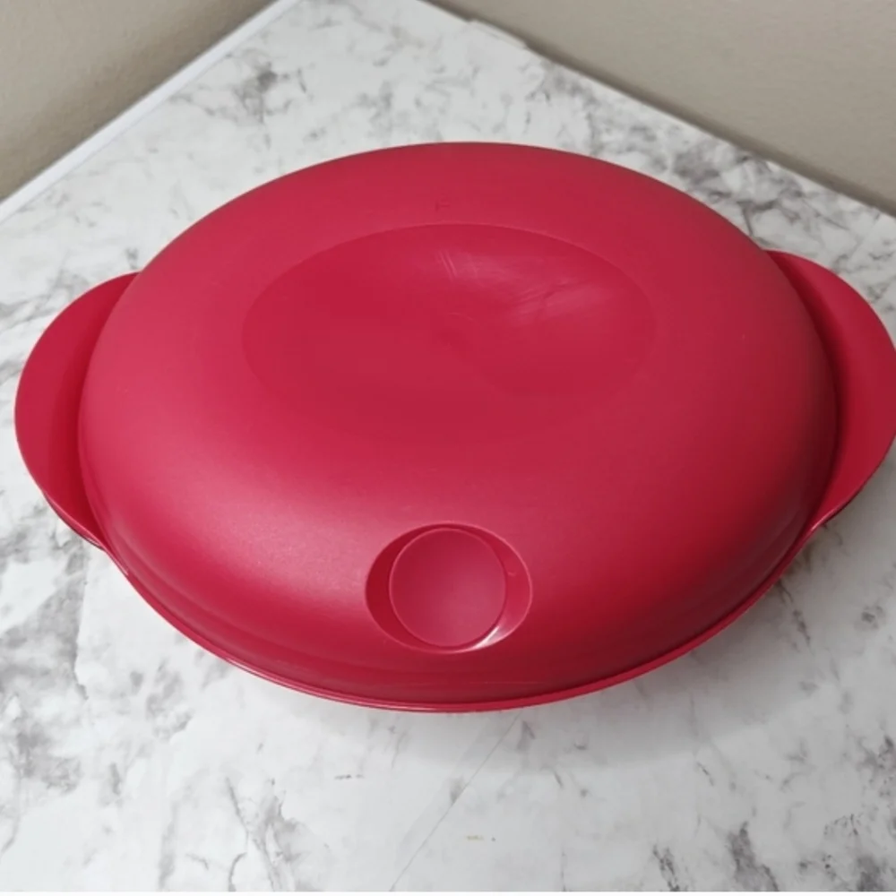 Tupperware 2.0L Micro-Fix Casserole Dish Red Vented Lid Microwave Cookware